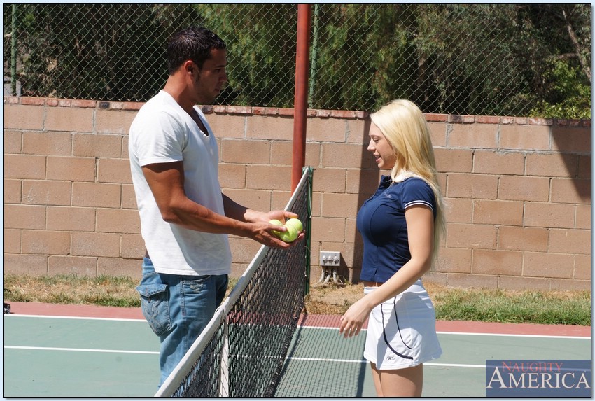 Kagney Linn Karter fucking the maintenance guy on the tennis court