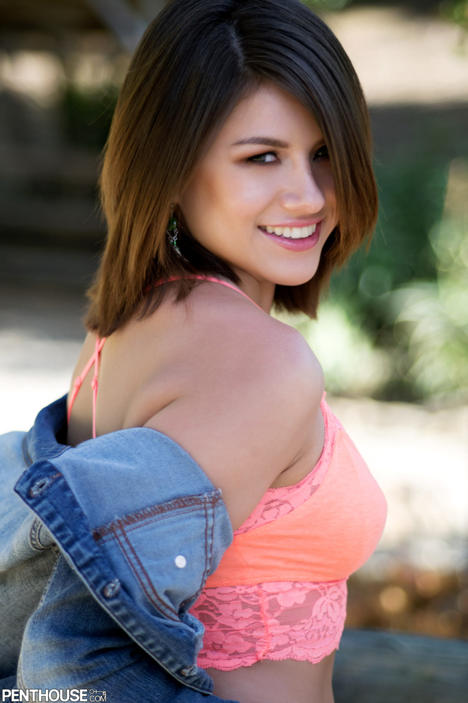 Shyla Jennings sexy country girl spreads her pink pussy