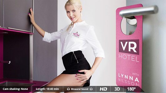 Lynna Nilsson in VR Hotel
