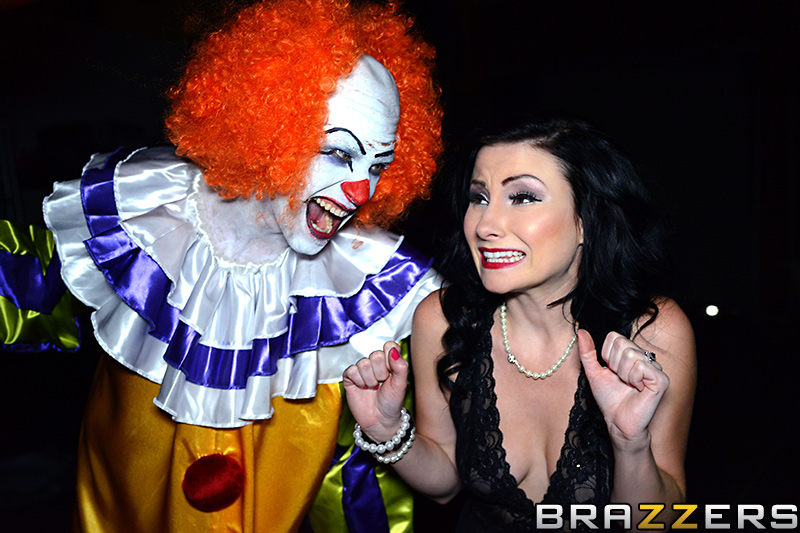 Veruca James gets drilled by a massage therapist dressed as a clown