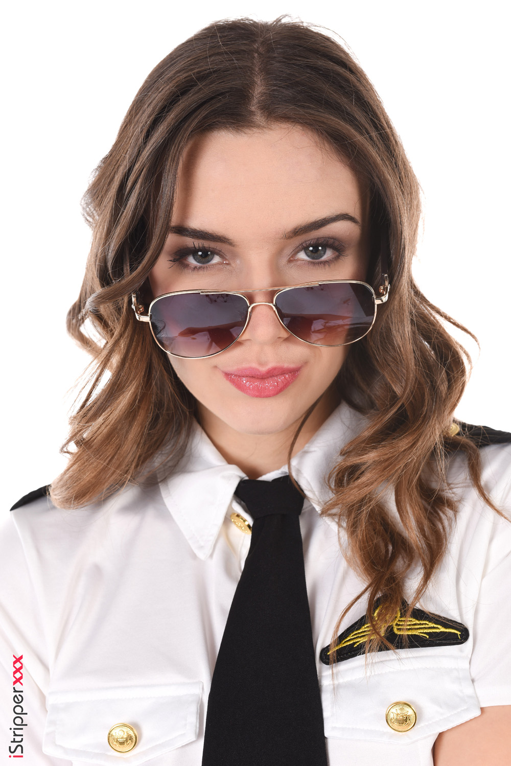 Hope Heaven sexy airline pilot reaches new highs with a dildo up her twat