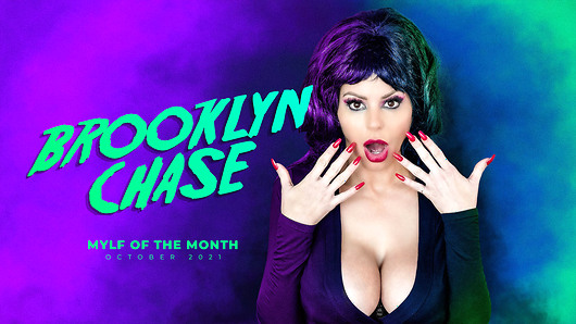 Brooklyn Chase in Mistress of the Dark