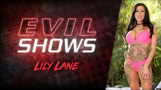 Lily Lane in Evil Shows - Lily Lane, Scene #01